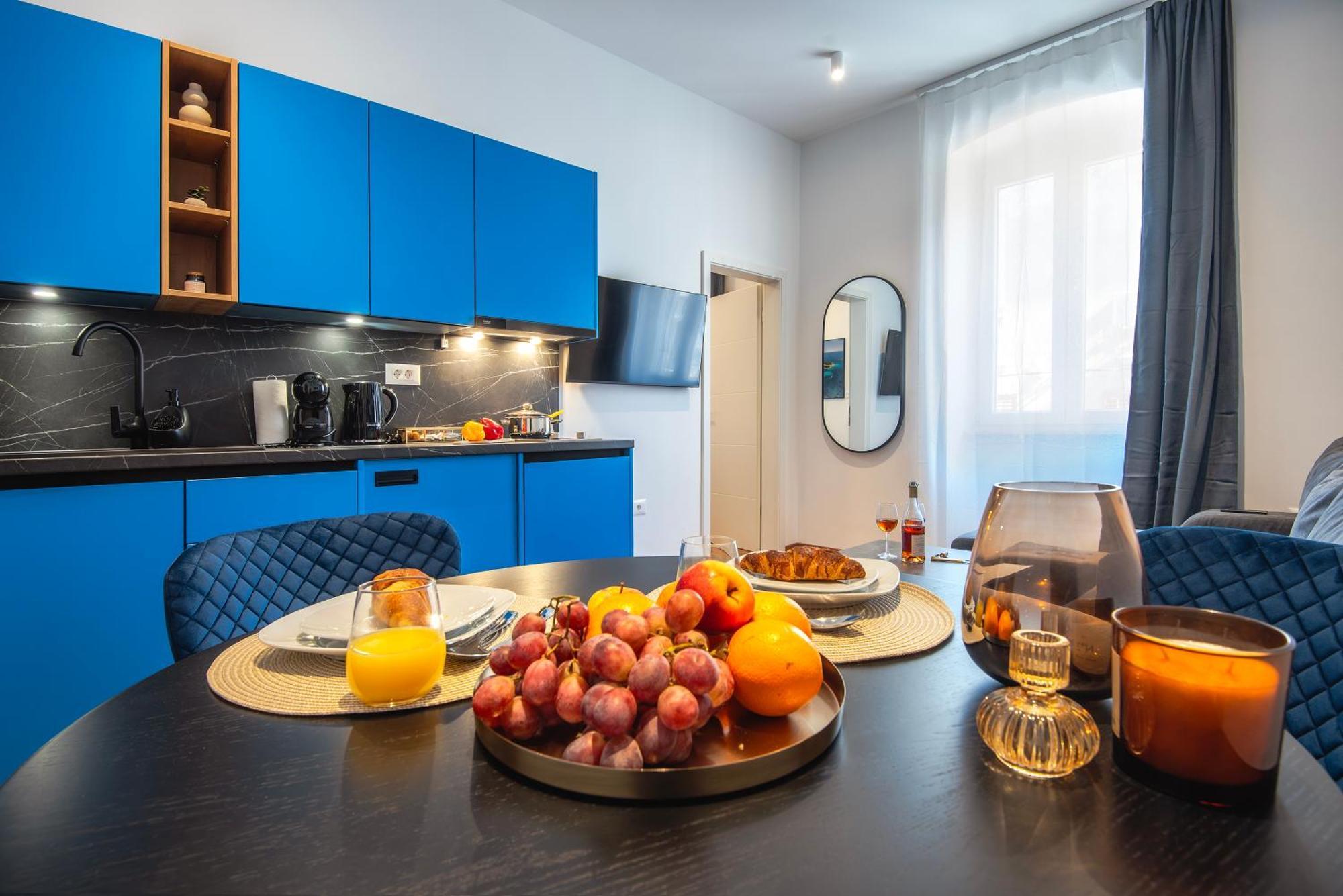D&A Central Luxury Apartments With Free Parking Pula Exterior photo